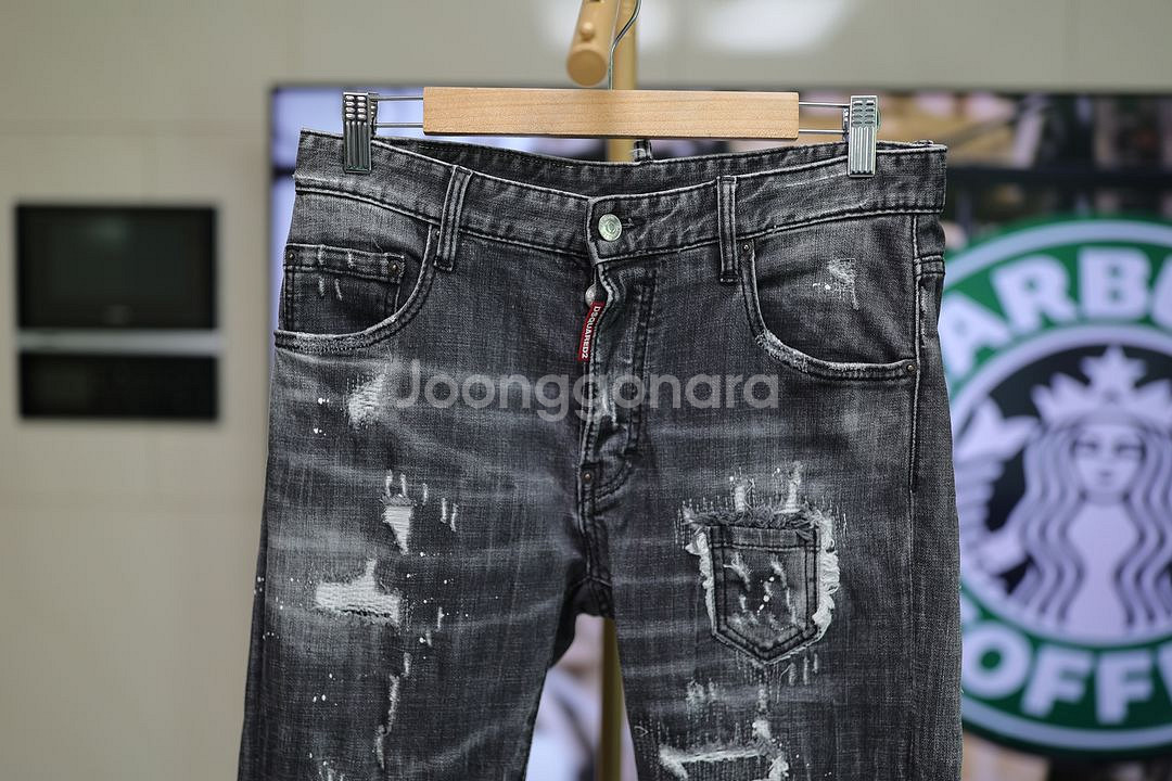 디스퀘어드2 블랙 워싱 디스트로이드 진 30~31--1