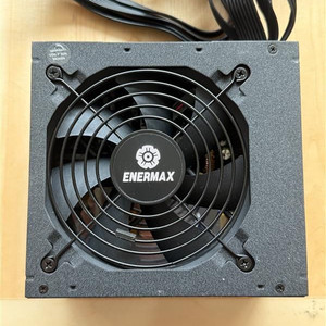 파워서플라이. 600W. 브론즈80 플러스. 케이블일체
