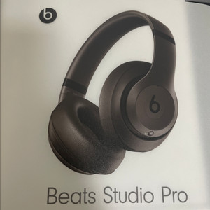 Beats Studio Pro 무선 헤드폰 딥브라운