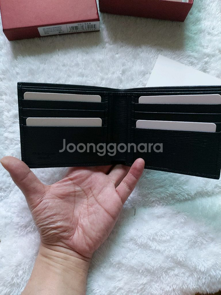 명품 페라가모 소가죽 지갑--3