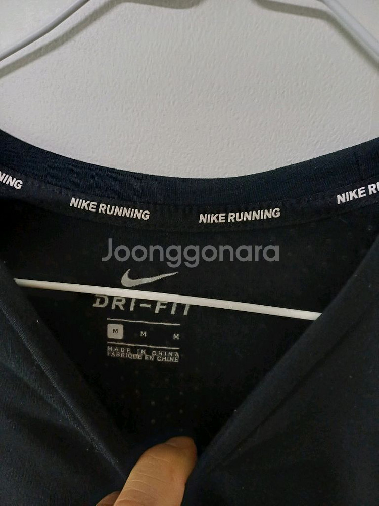 여성 나이키런닝 드라이핏 반팔티셔츠 (블랙.100)--1