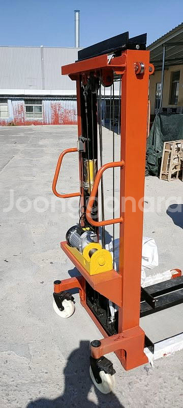 전동 220v 높이2.5m 1톤 지게차 스태커 리프트--3