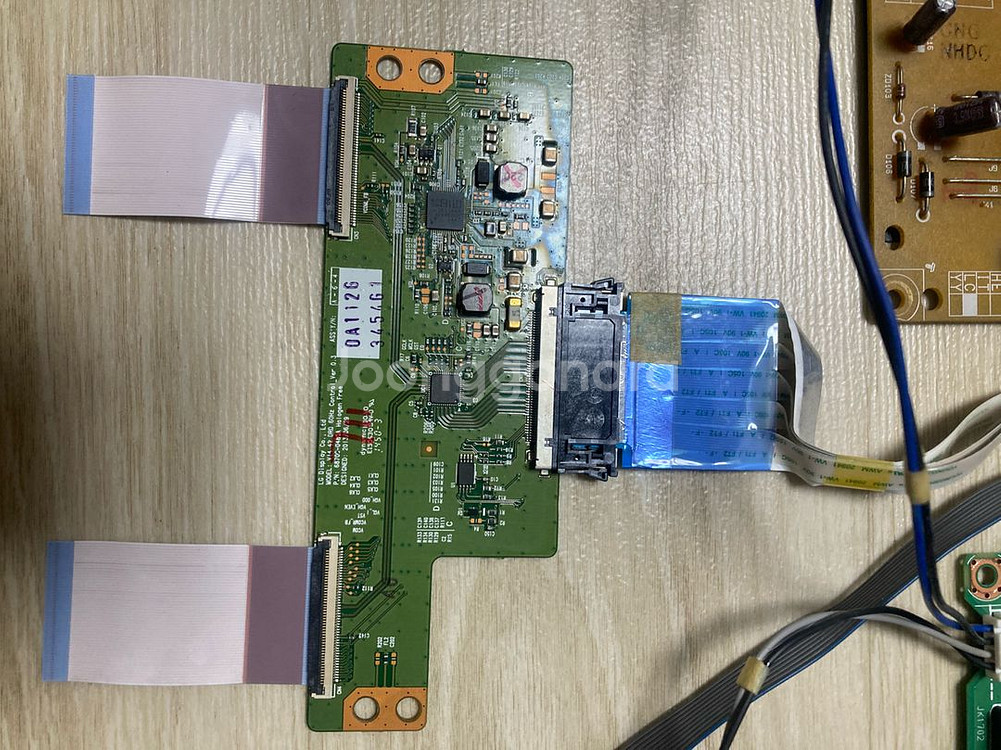 LG TV. 42LY340C (부품용)--3