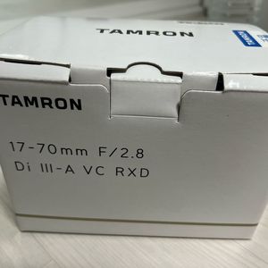 탐론 17-70 2.8 후지마운트 팝니다.