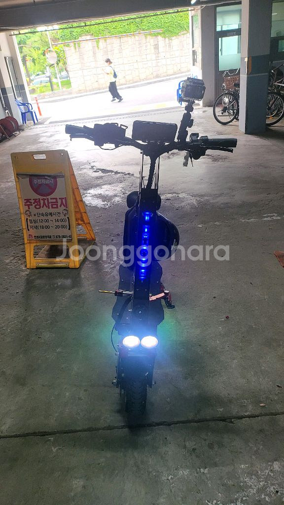 TAURUS NEWGT 전동 킥보드--2