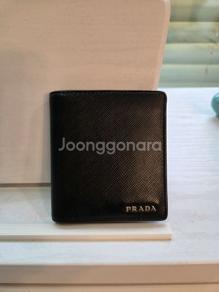 프라다 사피아노 반지갑 블랙(상태 최상)--0