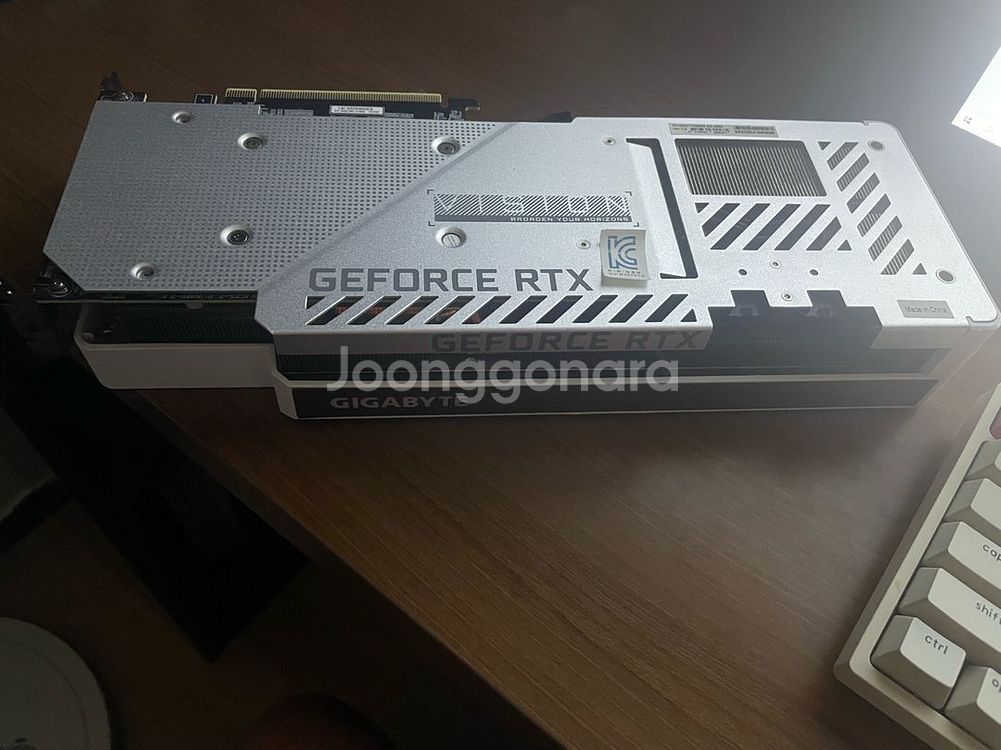 기가바이트 RTX 3070ti vision oc--0