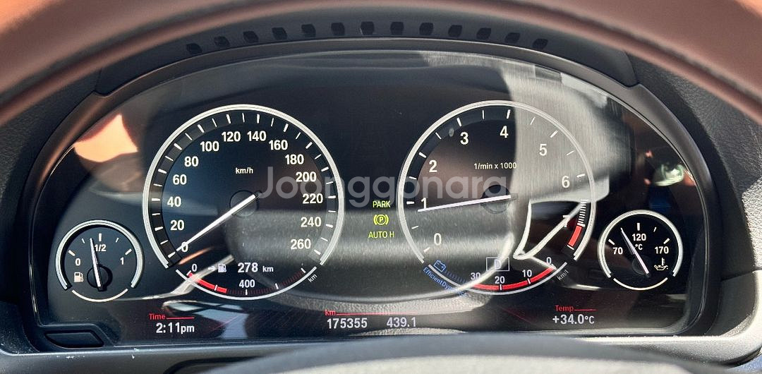 BMW F10 528i 12년식 6WA 계기판 팝니다.--0