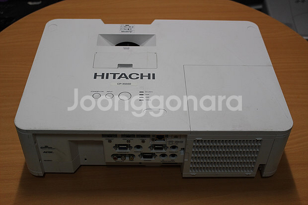 히타치 5800안시 CP-X5550 중고빔프로젝터--2