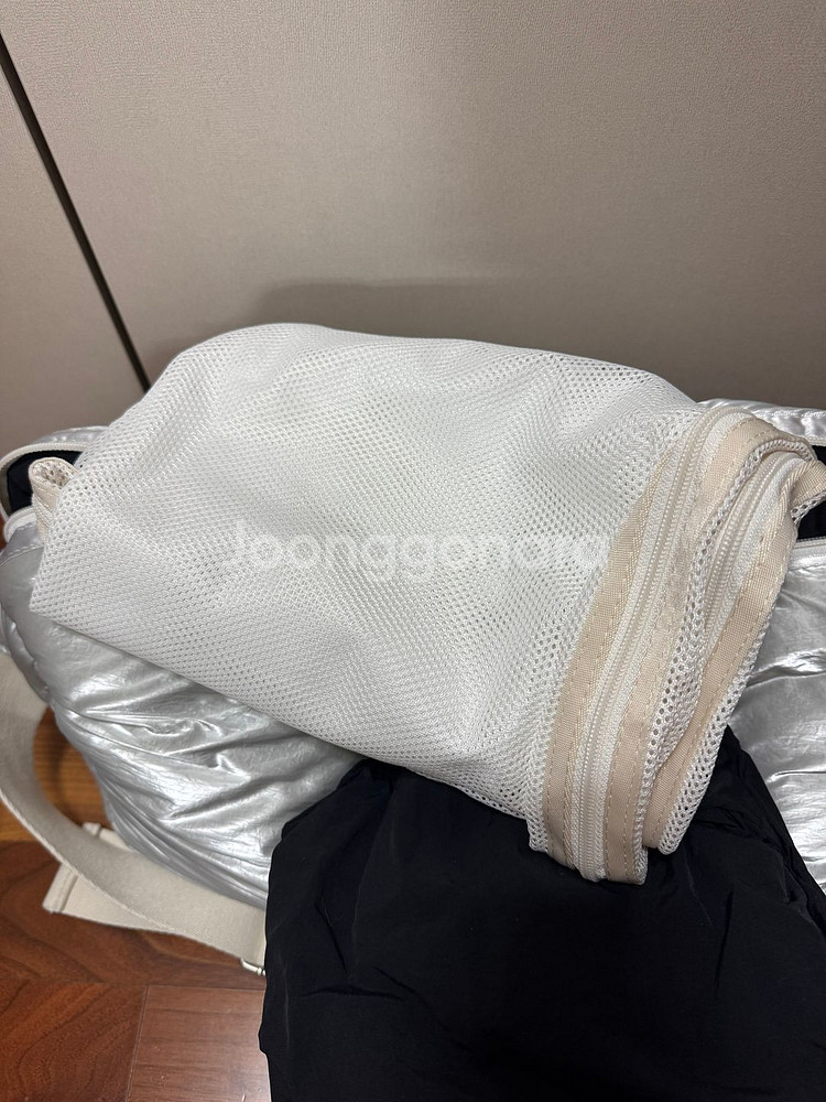 어페르티 몽글백 강아지 이동가방 실버 L사이즈--9