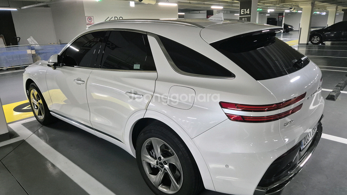 제네시스 gv70 25년형 2.5T AWD--3