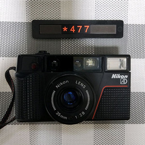 니콘 L 35 AD 2 필름카메라
