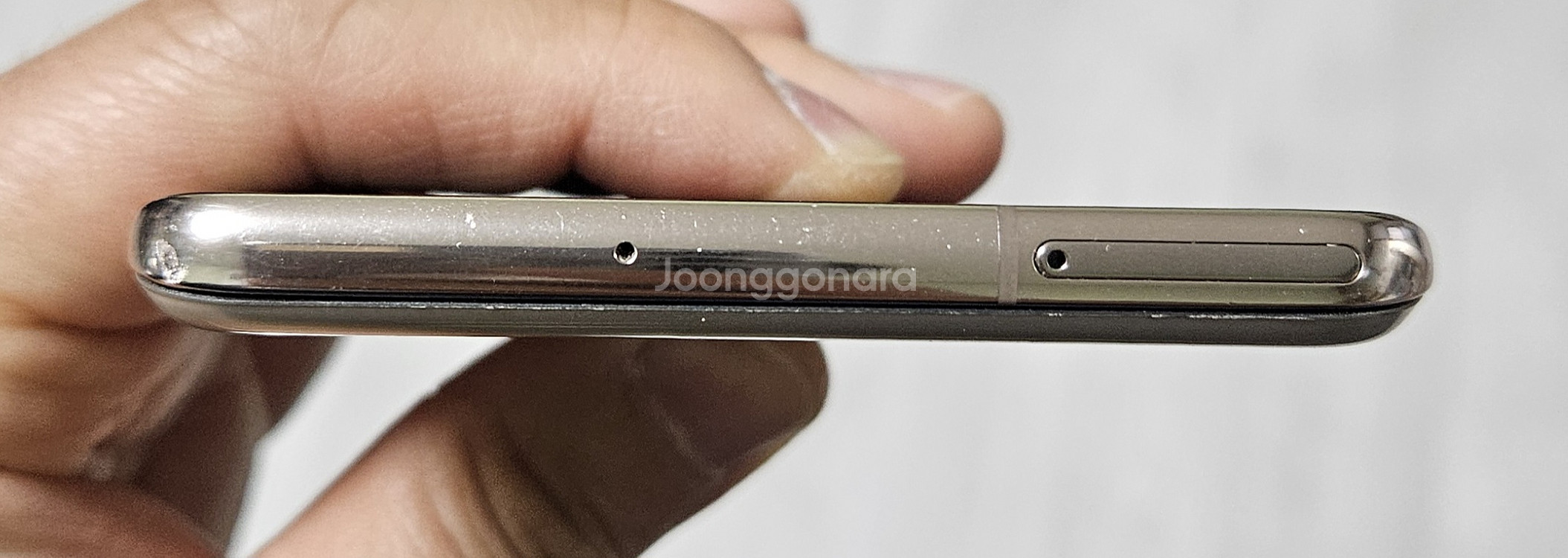 갤럭시 S10 5G 로얄골드 256GB 싸게 팝니다.--2