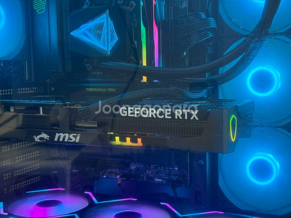 rtx 5080 게이밍 트리오 팝니다!--2