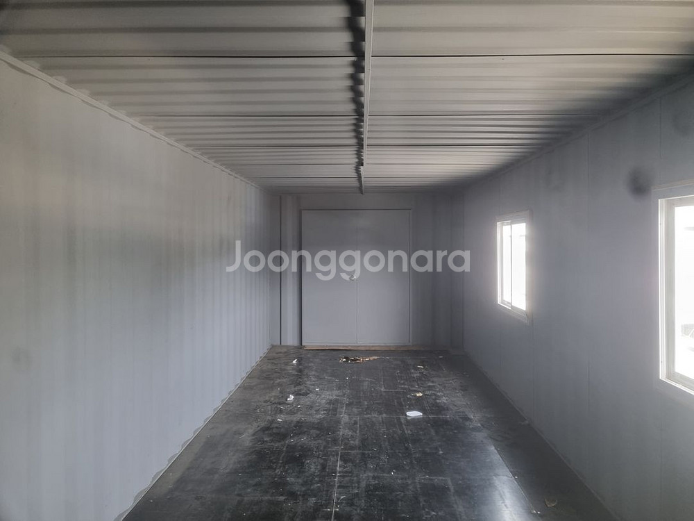 중고컨테이너 3*9 내장없음 창고형--4