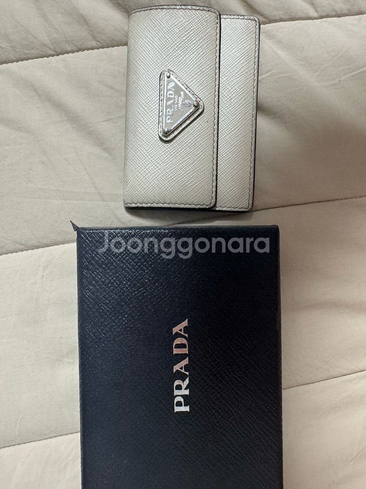 프라다카드지갑--0