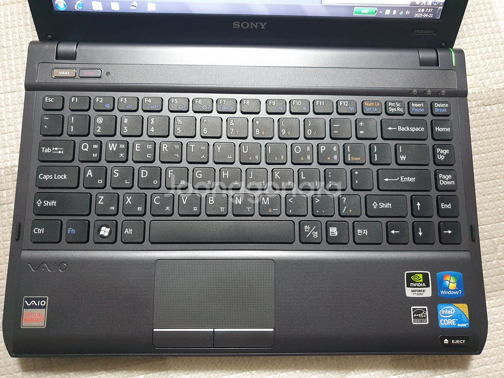 소니 VPCS135FK 노트북 팝니다.--1