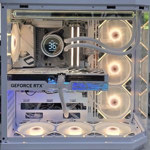 9800x3d, 갤럭시5080 화이트 튜닝pc팝니다