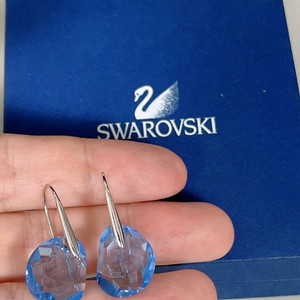 스와로브스키 귀걸이