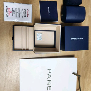 파네라이 라디오미르 쿼란타 블랙 40mm