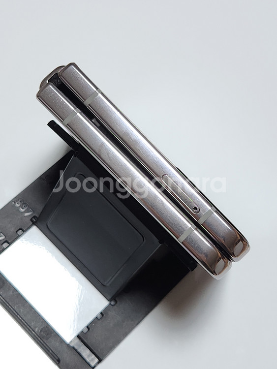 갤럭시Z플립4 256G 무잔상 화이트 53482--6
