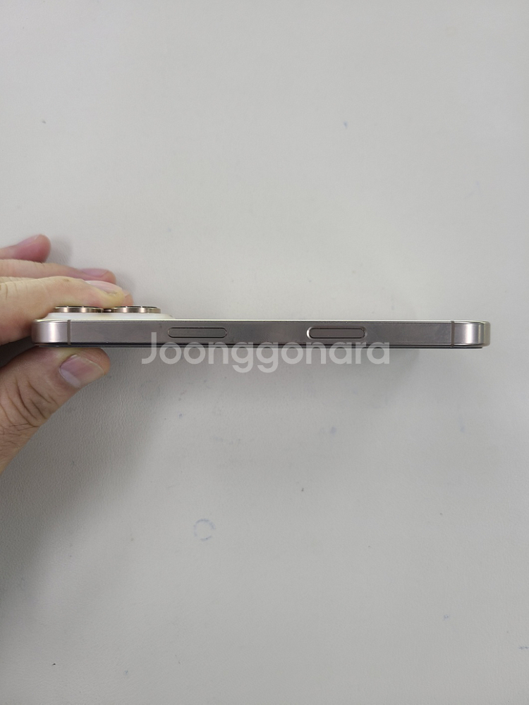 아이폰16프로 256G 밧데리100프로 무기스 무찍힘--5