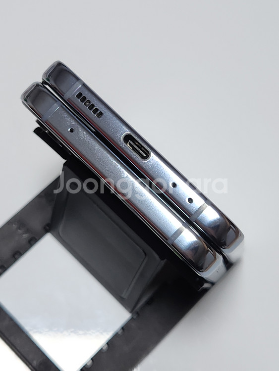 갤럭시Z플립4 256G 무잔상 블루 51670--5