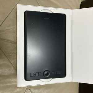 와콤 Wacom 인튜어스 프로 PTH-660