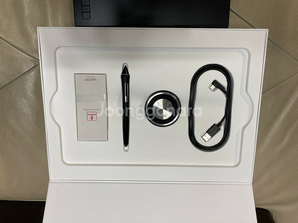 와콤 Wacom 인튜어스 프로 PTH-660--1