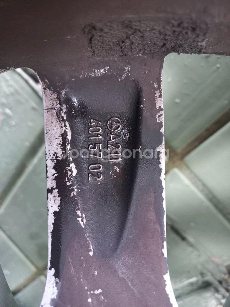벤츠 W211 16인치 정품순정휠 타이어--1