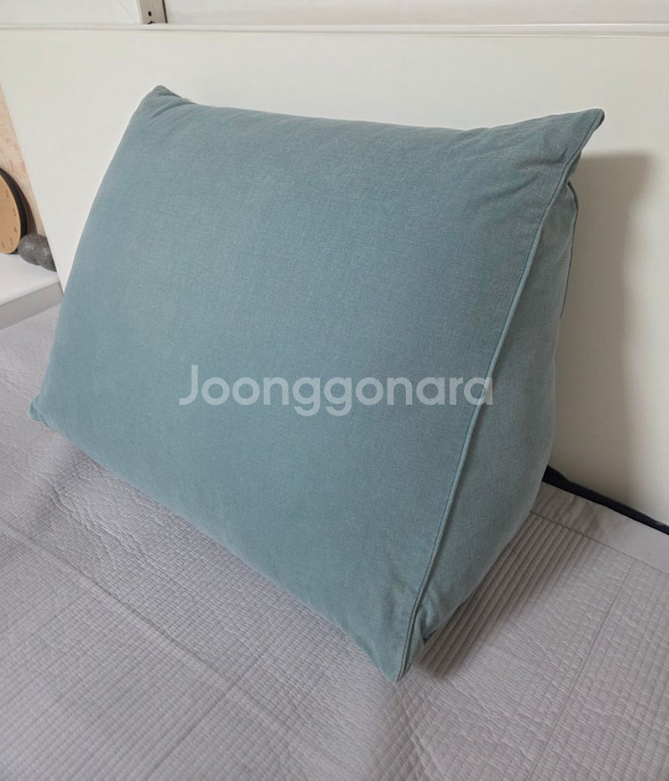 오늘까지! 팜데코 삼각쿠션 등받이쿠션 중형(상태 좋음)--1