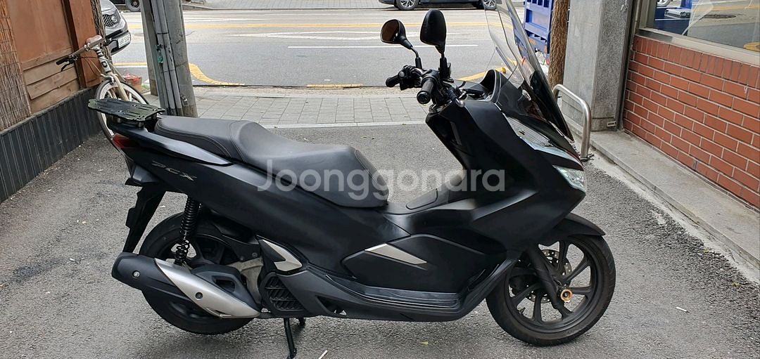 혼다 pcx125cc 판매합니다--1