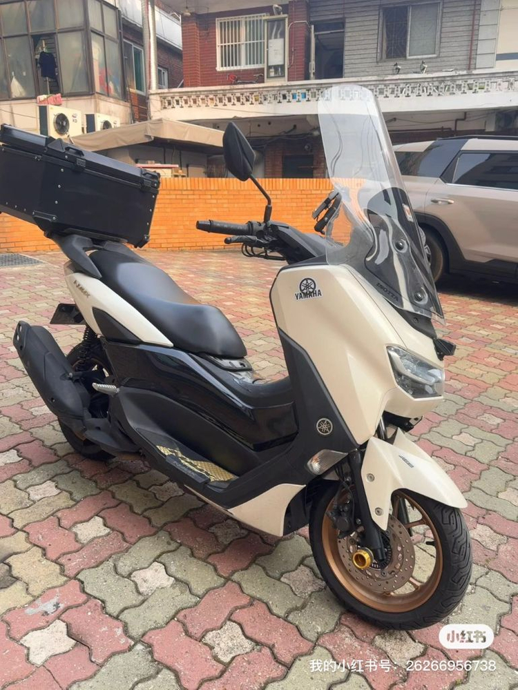 야마하 NMAX155 이미지