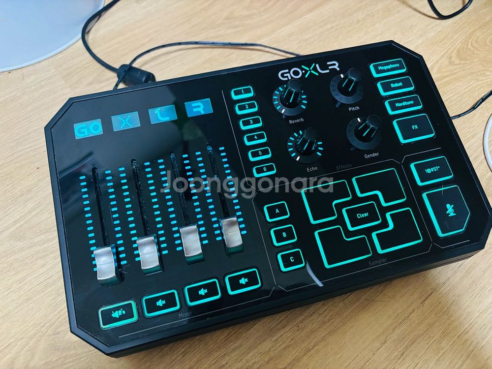 TC Helicon Go XLR 방송용 오인페--1