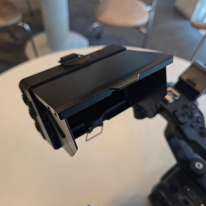 Sony FX6 판매합니다 (핸들+모니터+배터리)