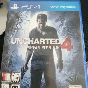ps4 언차티드4 택포 1.0 팝니다.