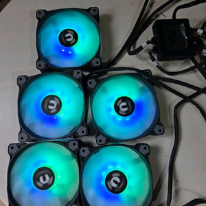 써멀테이크 Pure 12 ARGB LED 팬 5개