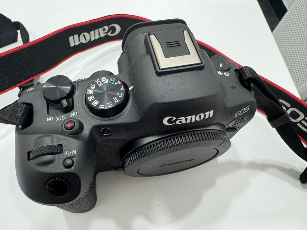 캐논 EOS R6 Mark II 키트 이미지