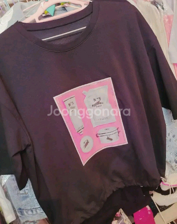 수입퍼품티셔츠--0