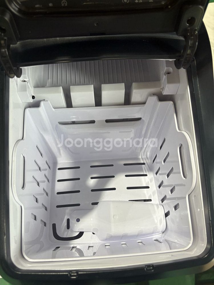 매직쉐프 가정용 제빙기 MEI-X1500BS 팝니다.--2