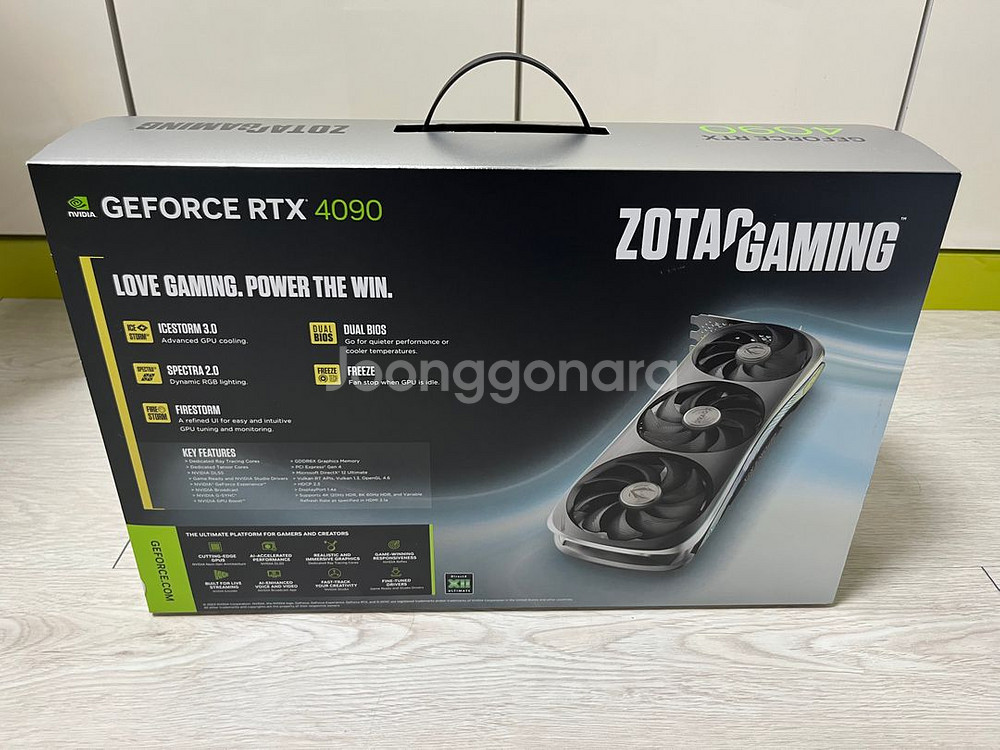 ZOTAC GAMING 지포스 RTX 4090 AMP--1
