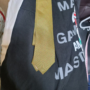 엠포리오아르마니 넥타이