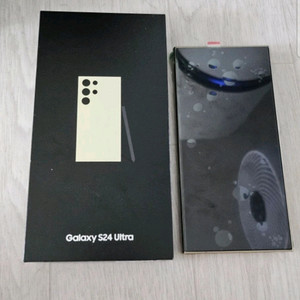 갤럭시 S24울트라 512 SSS급팝니다
