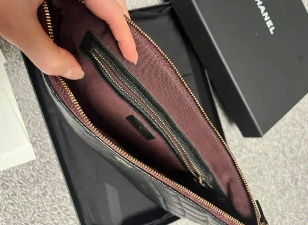 샤넬 클래식 미듐 클러치 캐비어 금장골드--4