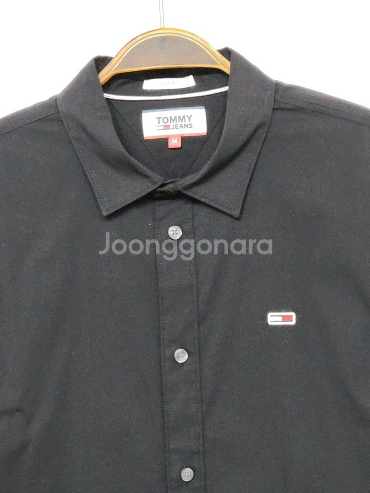 (M) 타미힐피거 남방 블랙 스판 로고 토미 셔츠--1