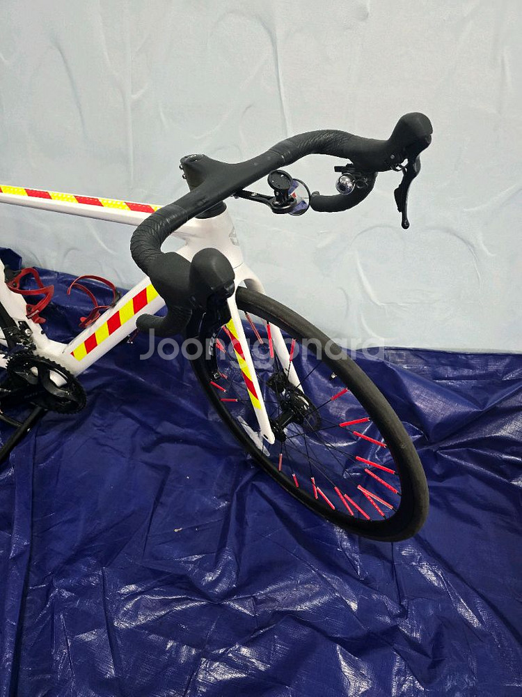 사바 콜로라도 7f 로드 자전거 24단--1