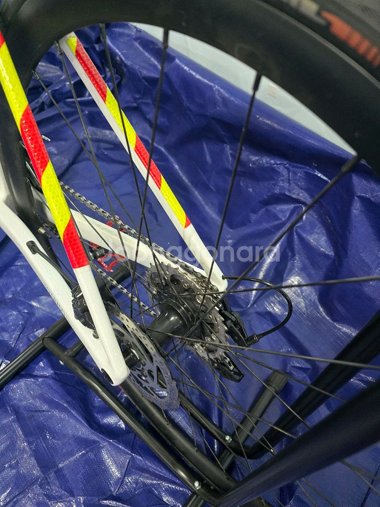 사바 콜로라도 7f 로드 자전거 24단--8