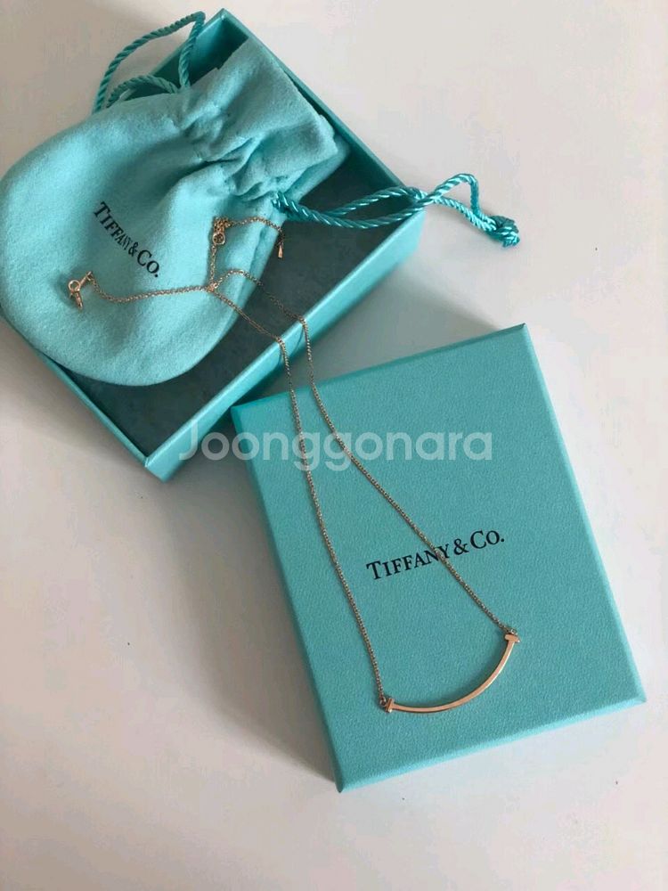 티파니앤코 스마일 목걸이 로즈골드--1