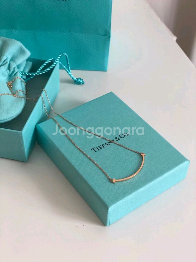 티파니앤코 스마일 목걸이 로즈골드--2
