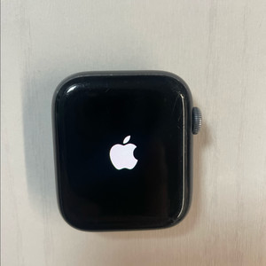 애플워치 4세대 44mm 나이키 배터리 85